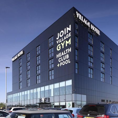 Village Hotel Basingstoke Exterior foto